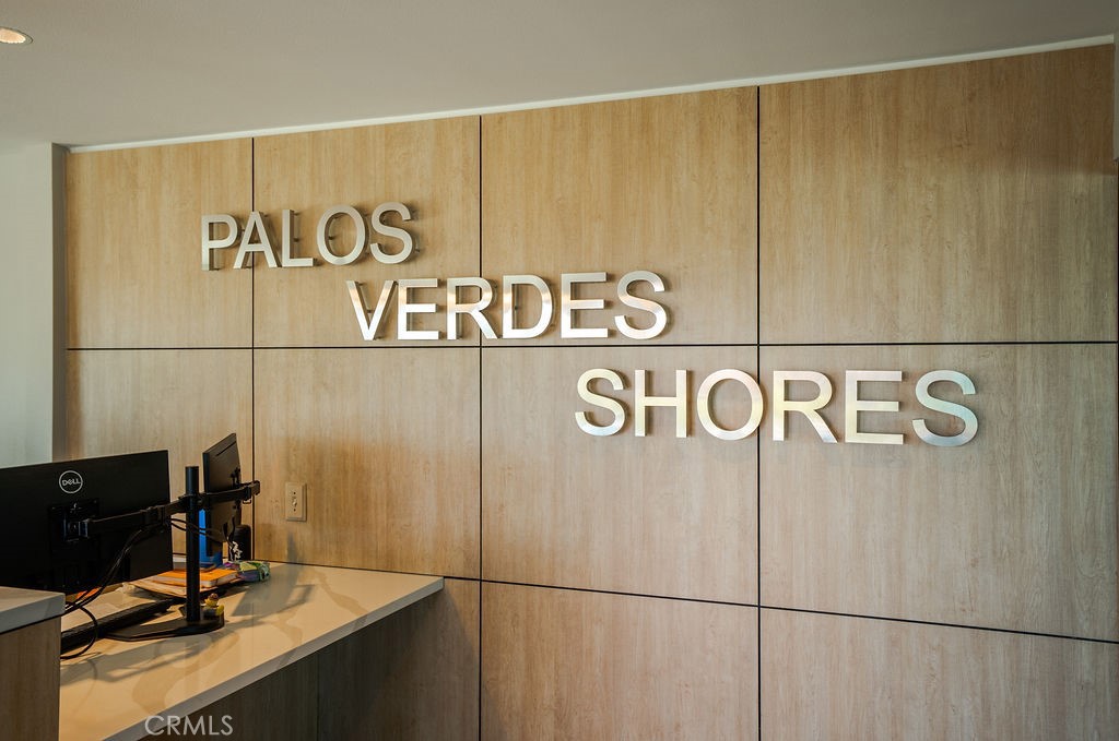 2275 W 25th Street 62