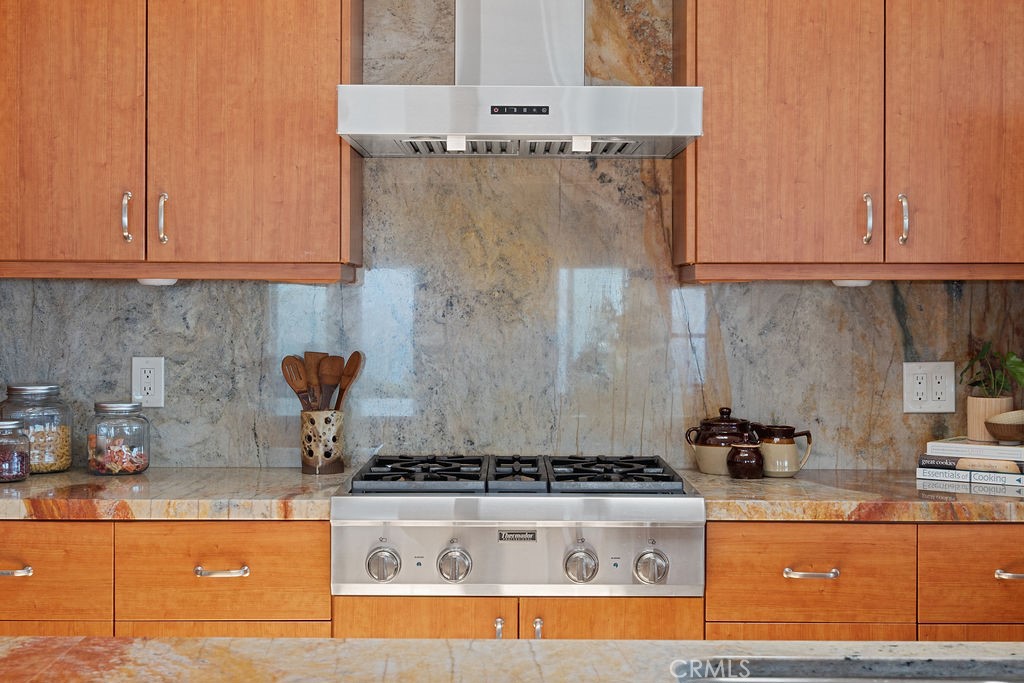 2275 W 25th Street 62