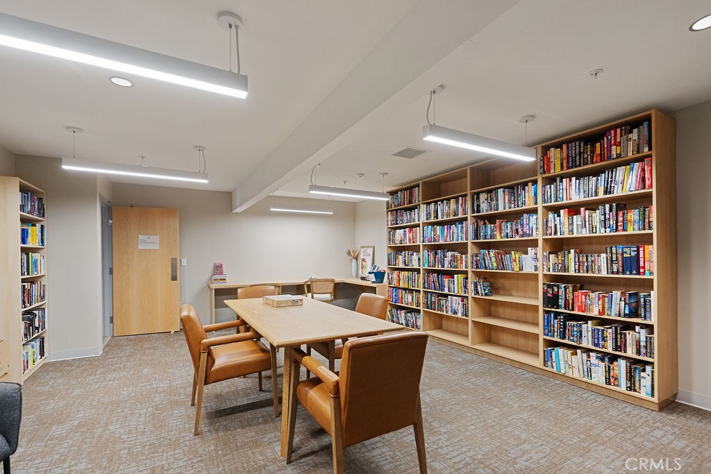 2275 W 25th Street 62