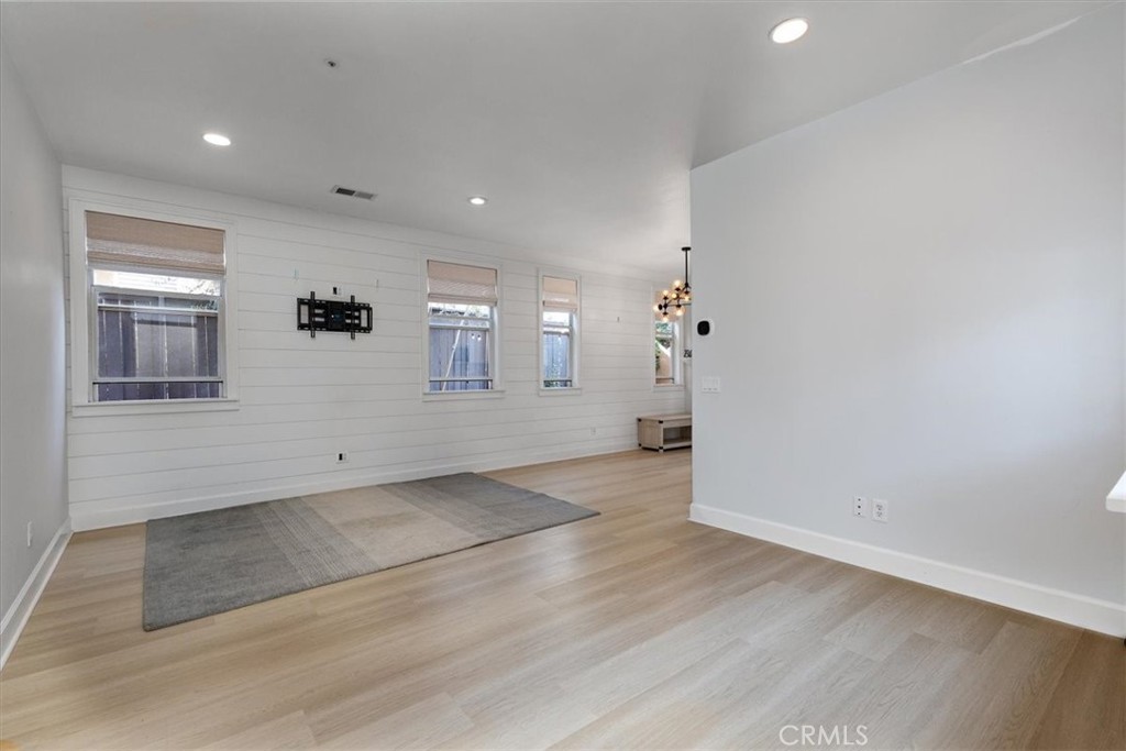 62 Calle De Los Ninos