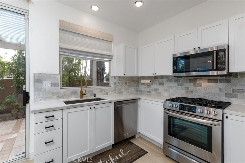 62 Calle De Los Ninos