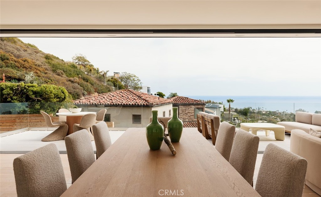 1105 Skyline Drive