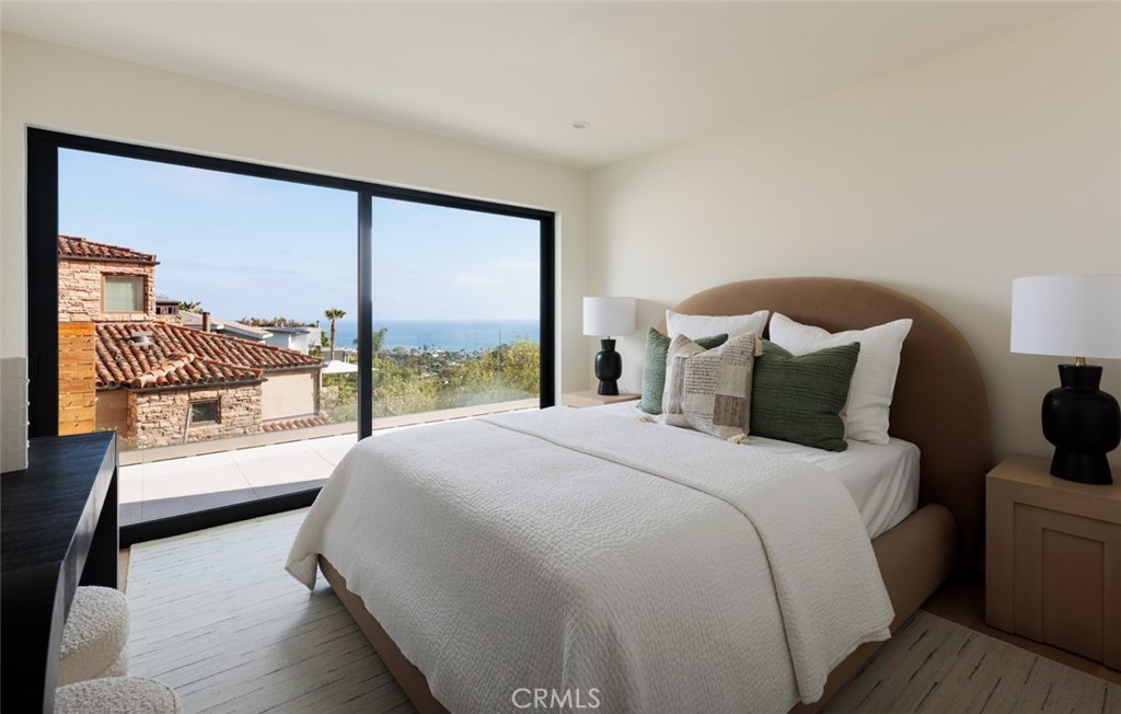 1105 Skyline Drive