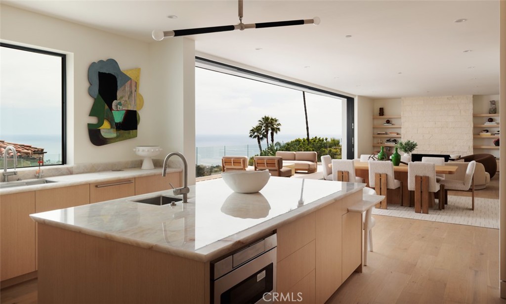 1105 Skyline Drive