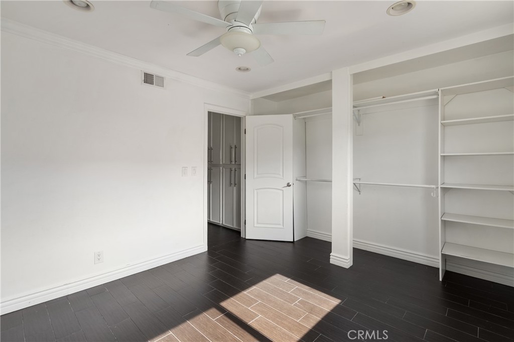 345 University Drive F4