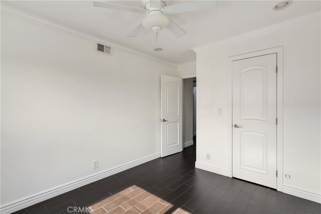 345 University Drive F4