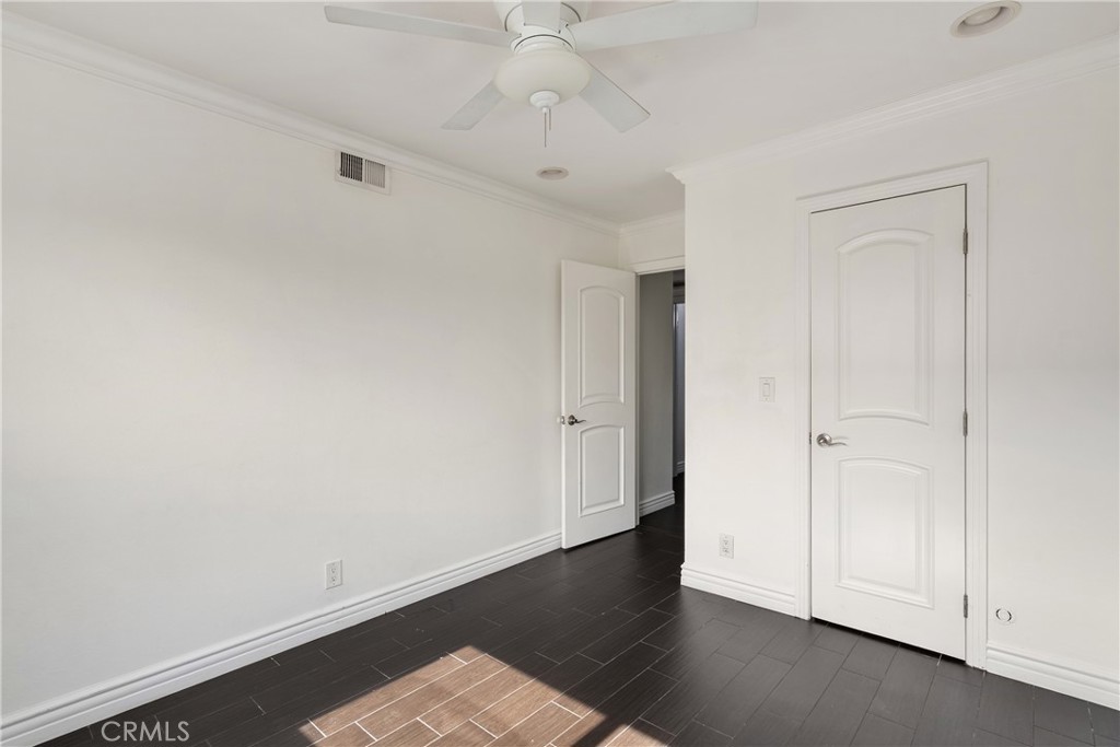 345 University Drive F4