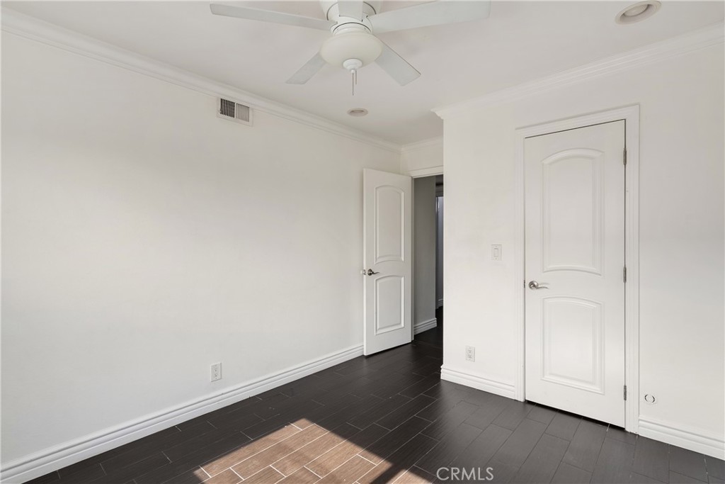 345 University Drive F4