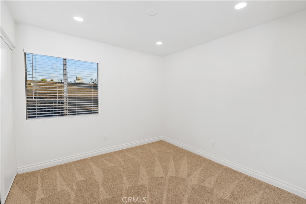 809 Rock Ridge Court