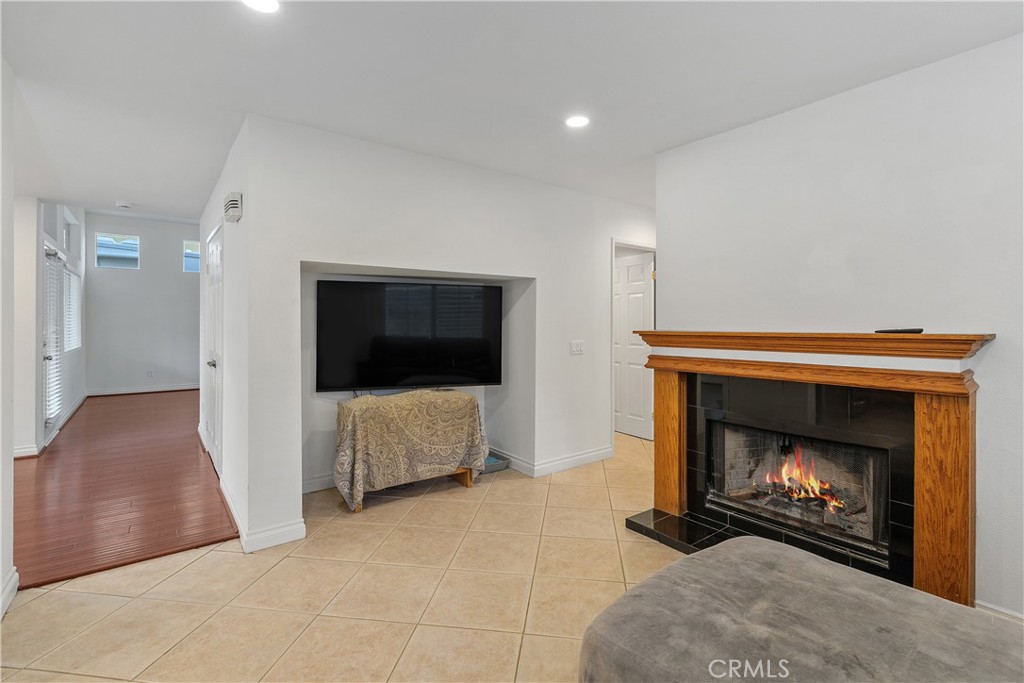 809 Rock Ridge Court