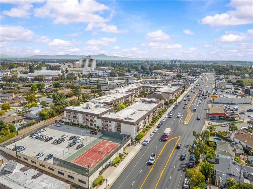 5585 E Pacific Coast Highway 171