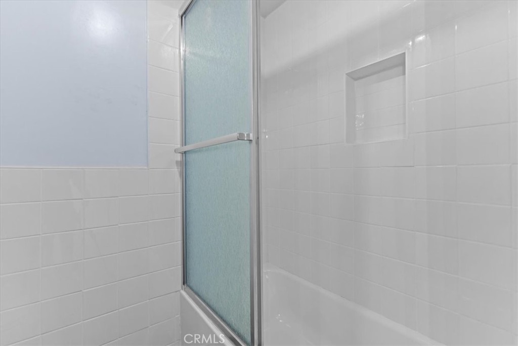 5585 E Pacific Coast Highway 171