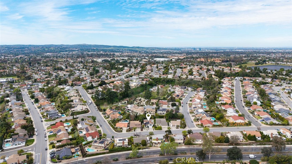 23821 Avenida Columbia