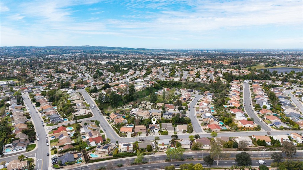 23821 Avenida Columbia