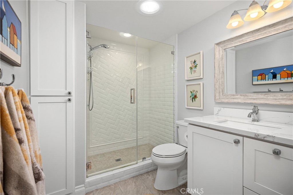 713 Avenida Majorca #B