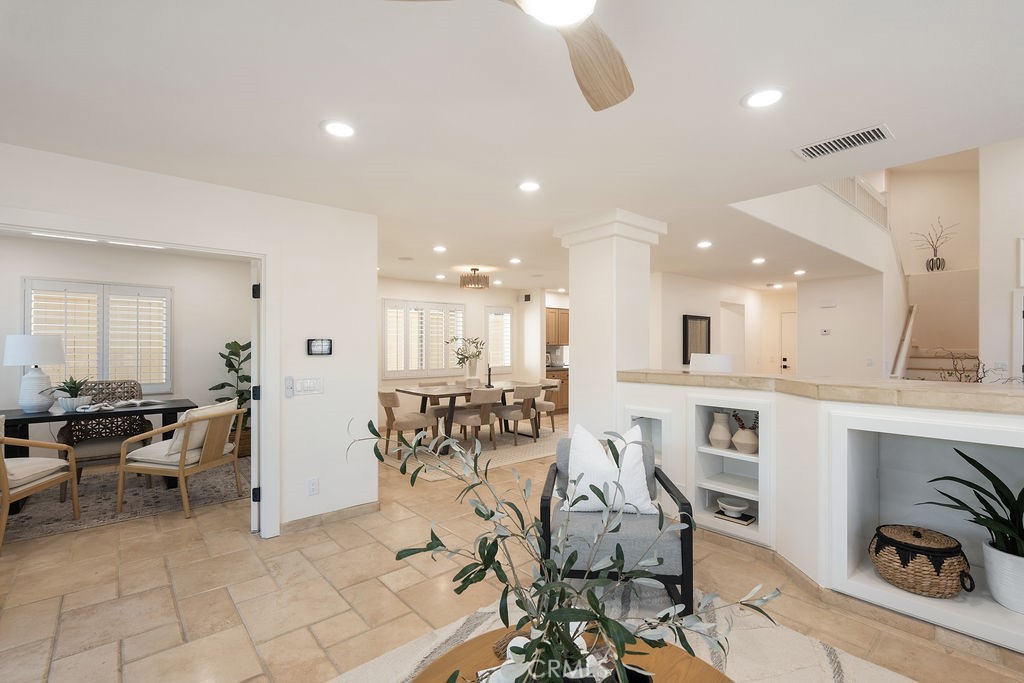 1222 S Silver Star Way