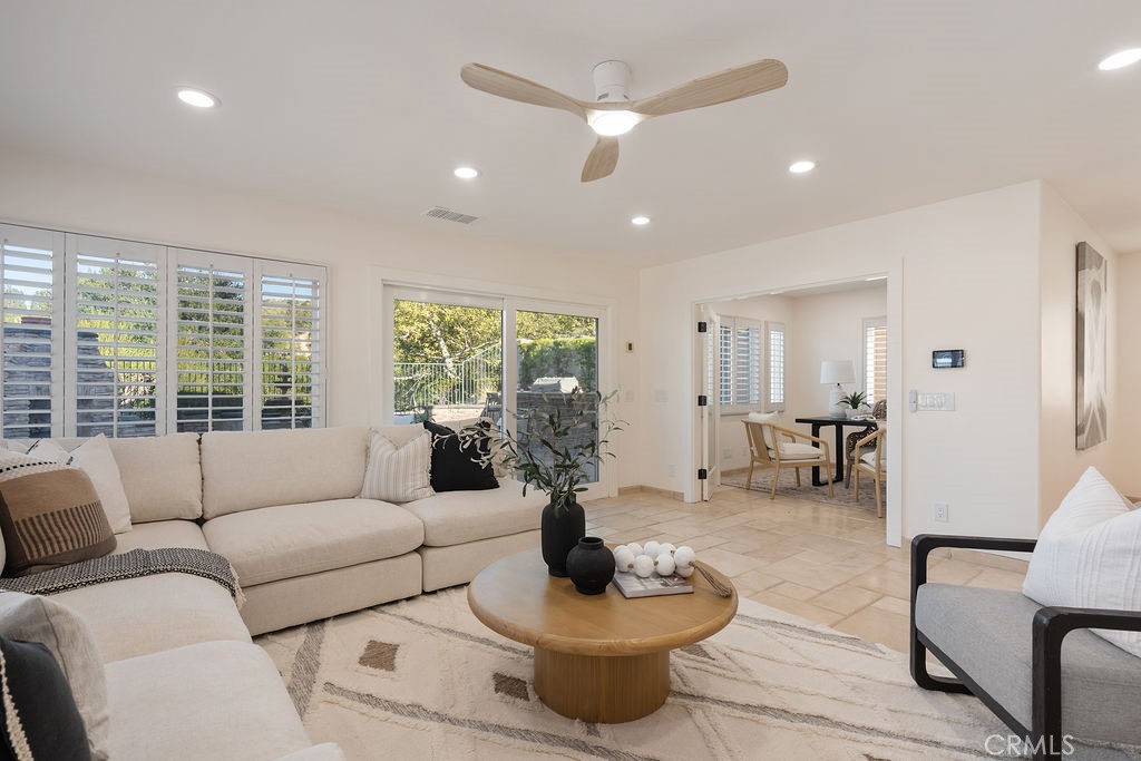 1222 S Silver Star Way