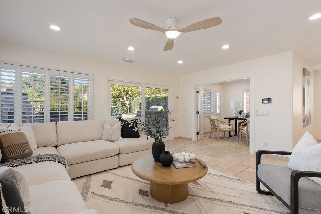 1222 S Silver Star Way