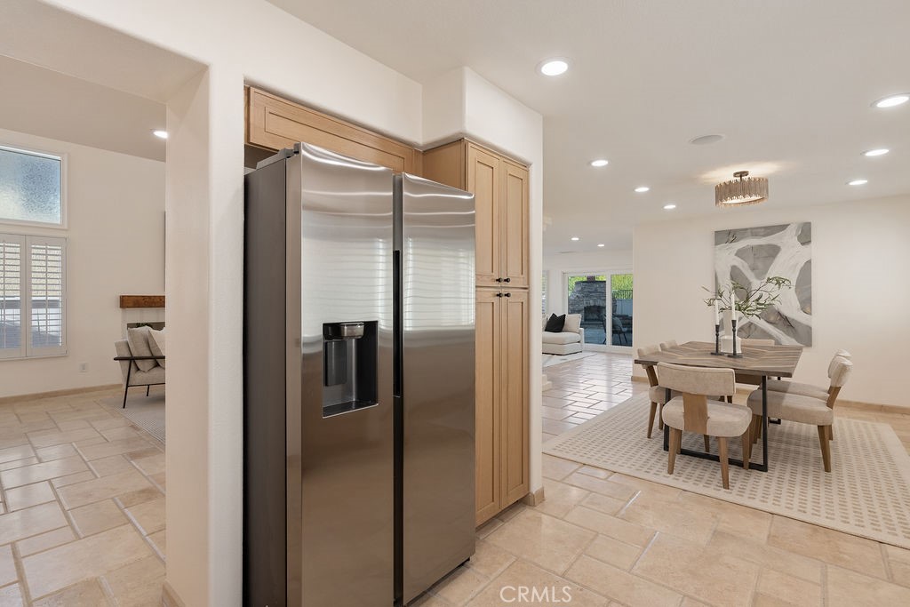 1222 S Silver Star Way