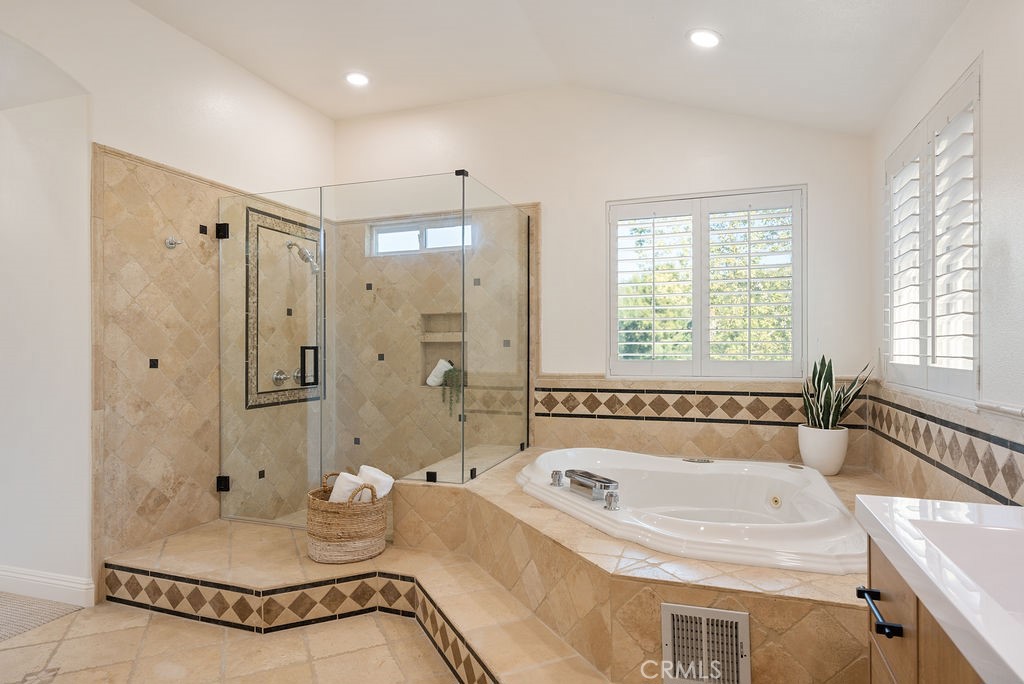 1222 S Silver Star Way