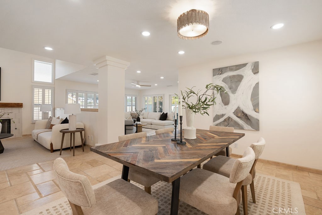 1222 S Silver Star Way