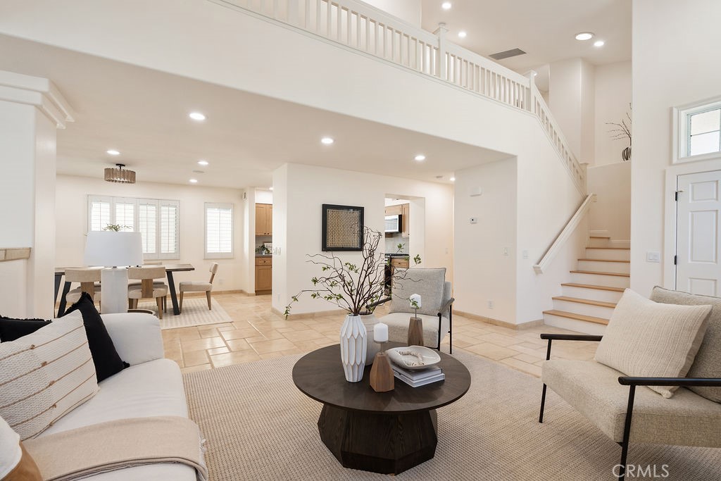 1222 S Silver Star Way