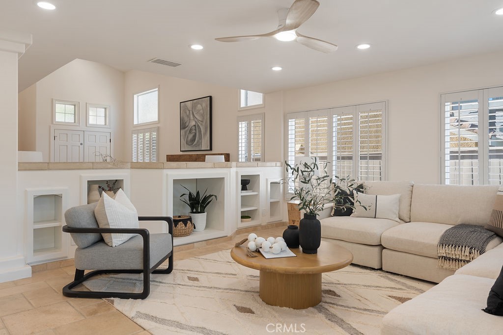 1222 S Silver Star Way