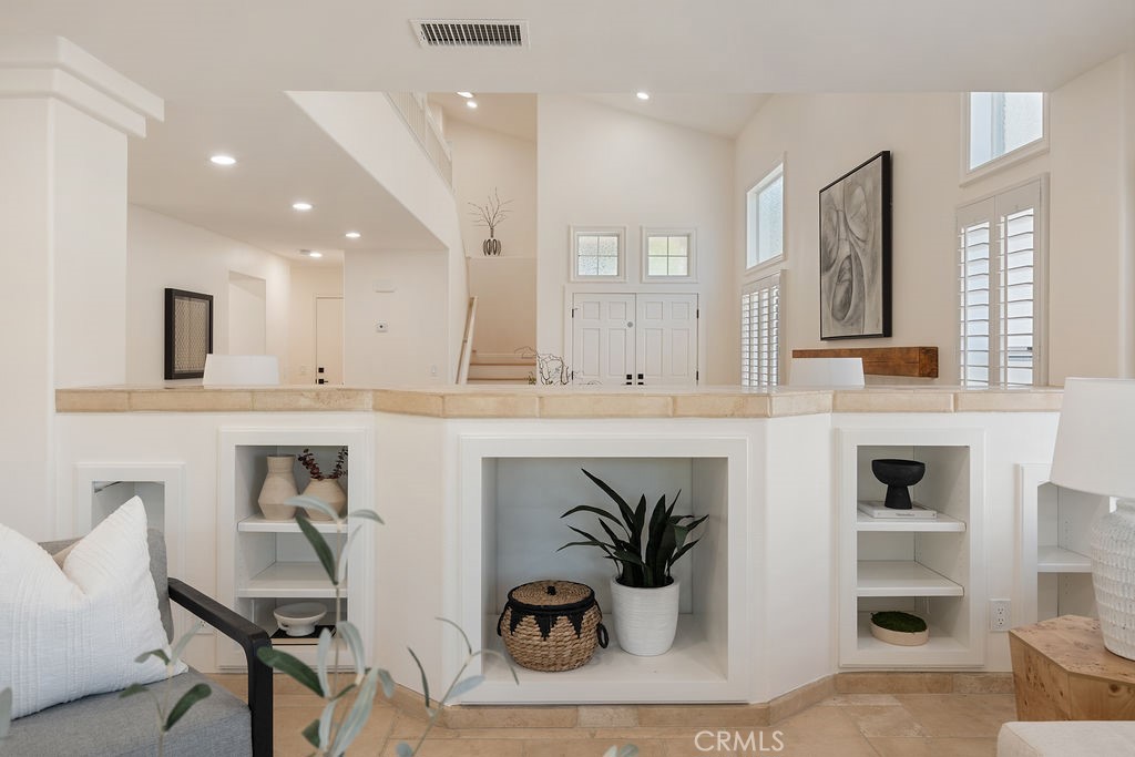 1222 S Silver Star Way