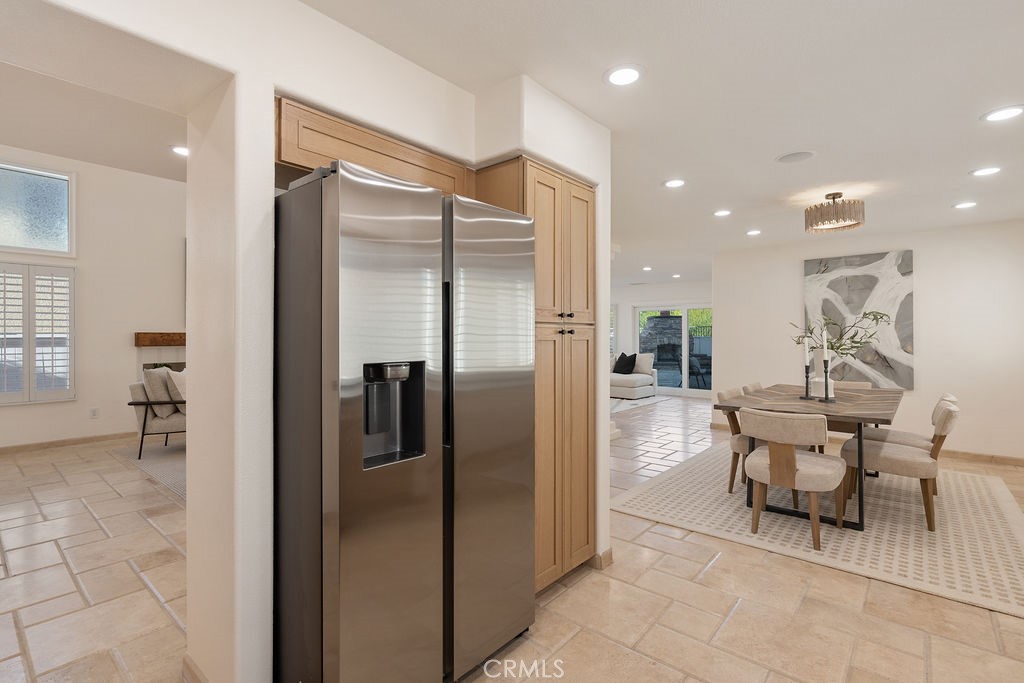 1222 S Silver Star Way