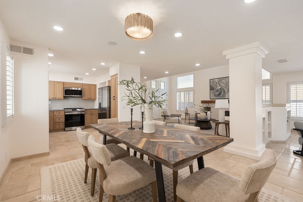 1222 S Silver Star Way