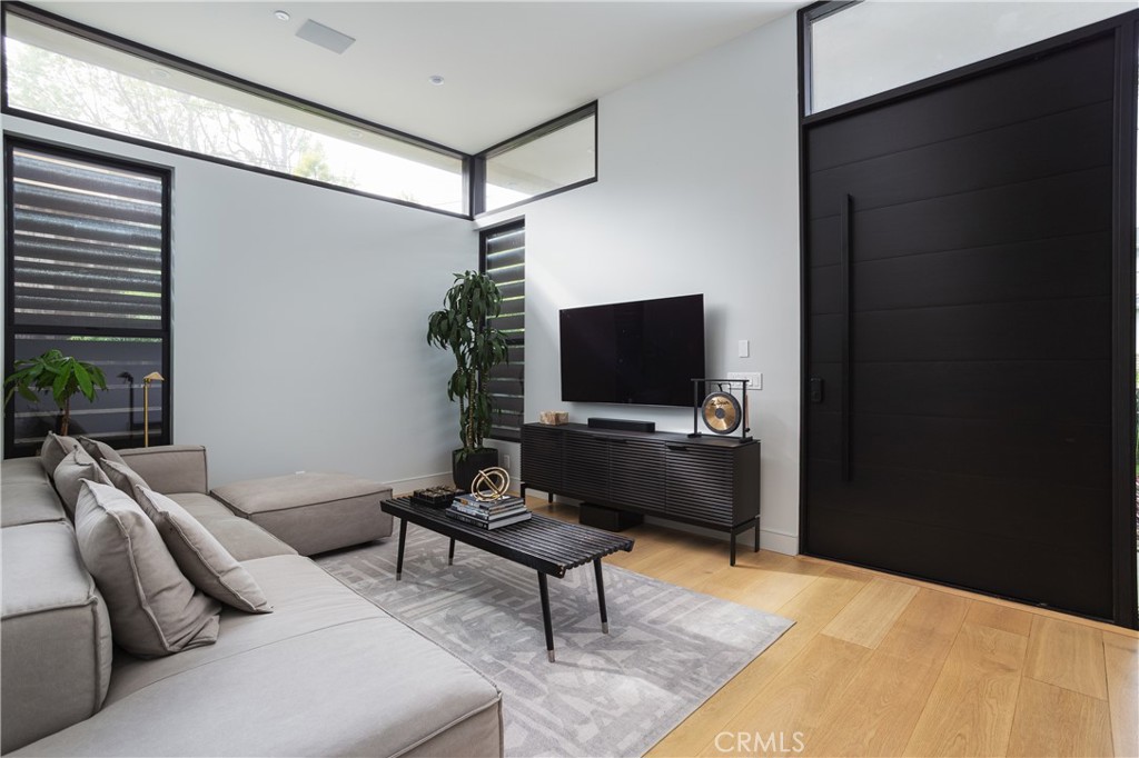 1756 Voorhees Avenue