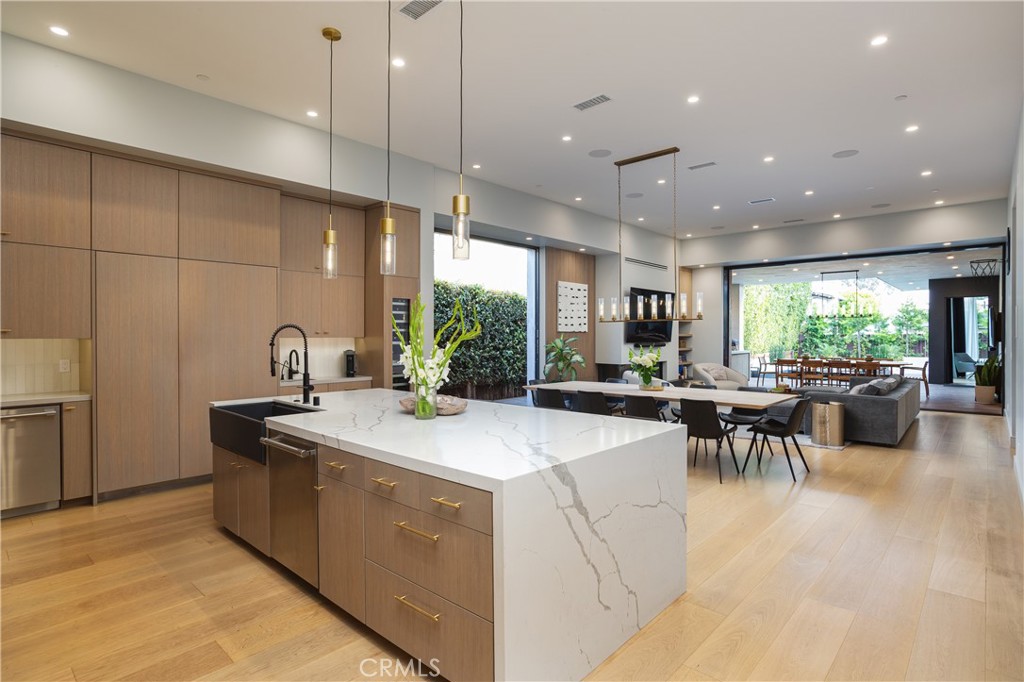 1756 Voorhees Avenue