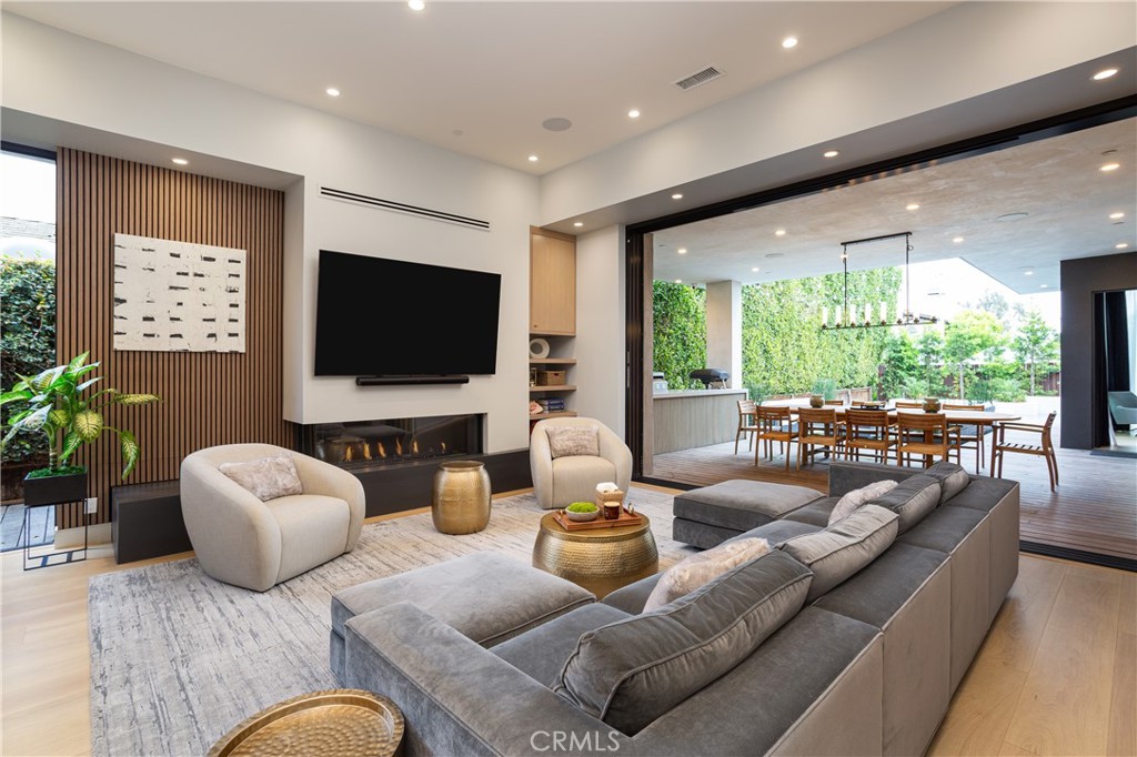 1756 Voorhees Avenue