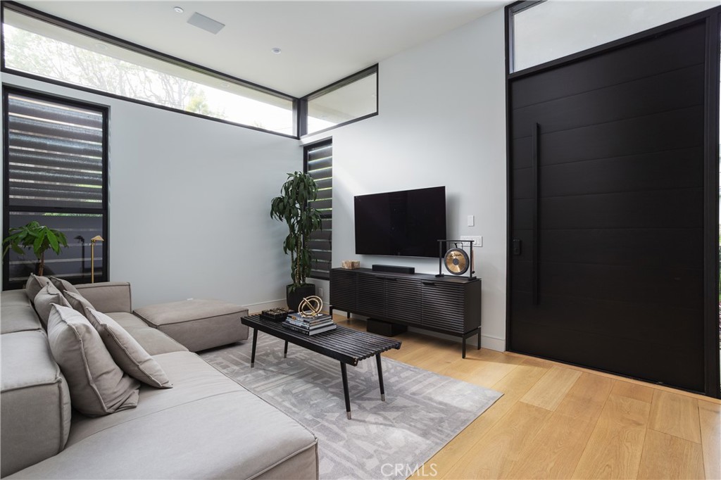 1756 Voorhees Avenue