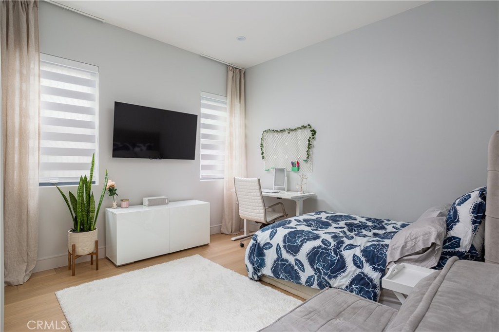 1756 Voorhees Avenue