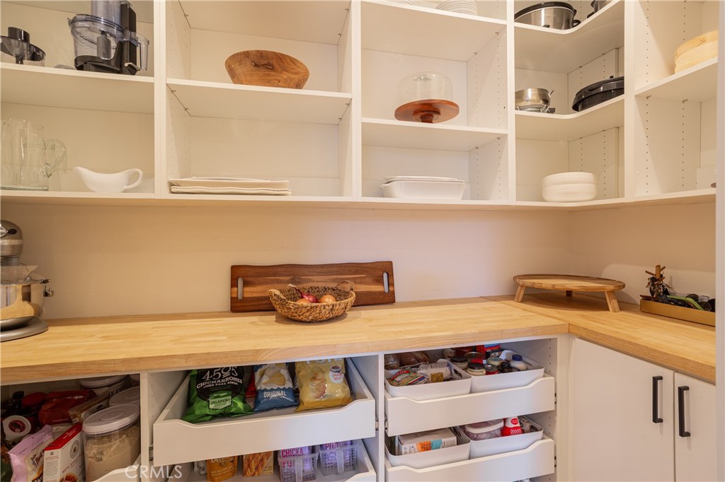 1756 Voorhees Avenue