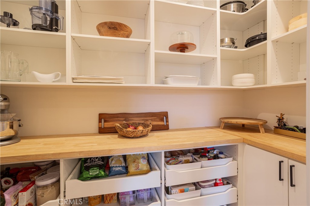 1756 Voorhees Avenue