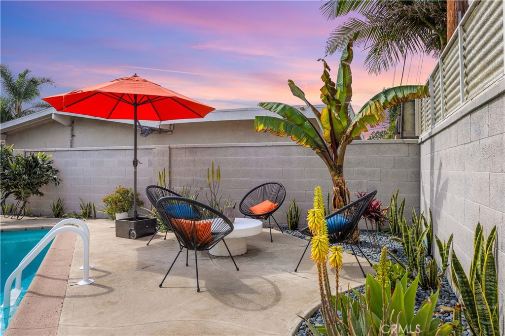 11211 Gardenaire Ln