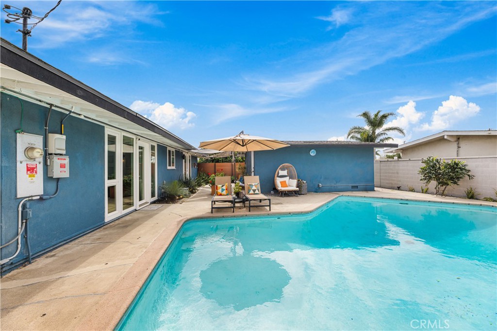 11211 Gardenaire Ln