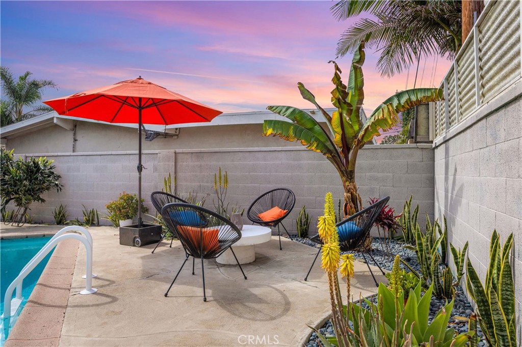 11211 Gardenaire Ln
