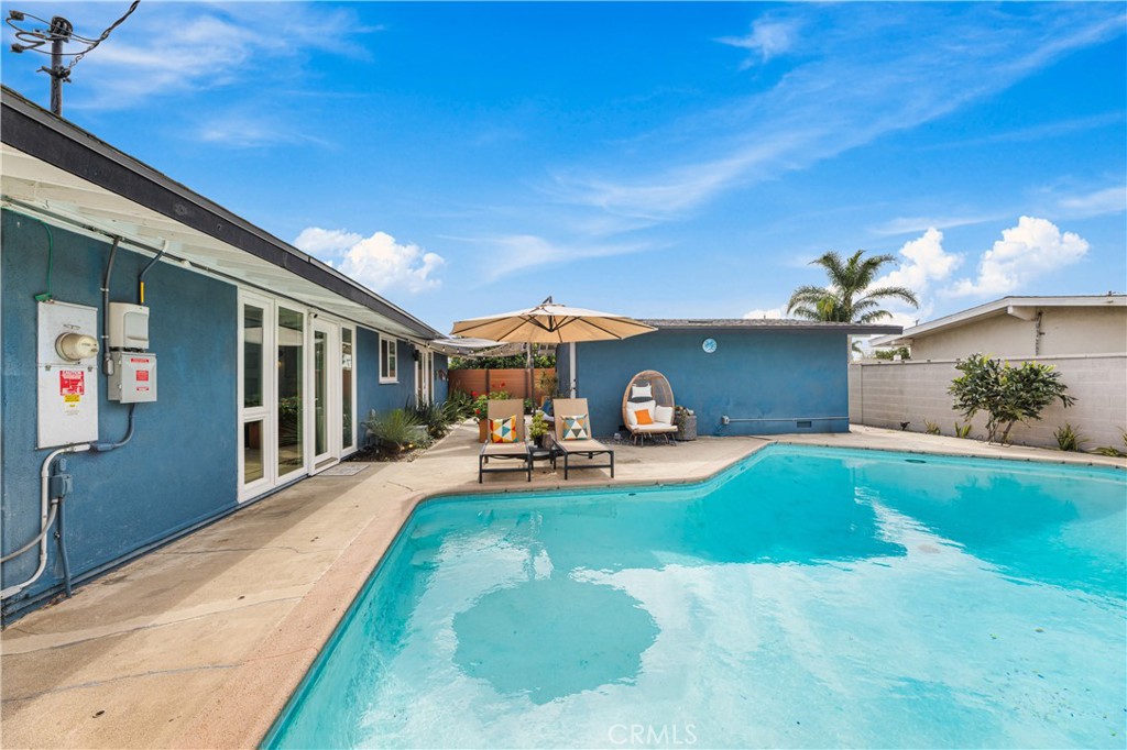 11211 Gardenaire Ln