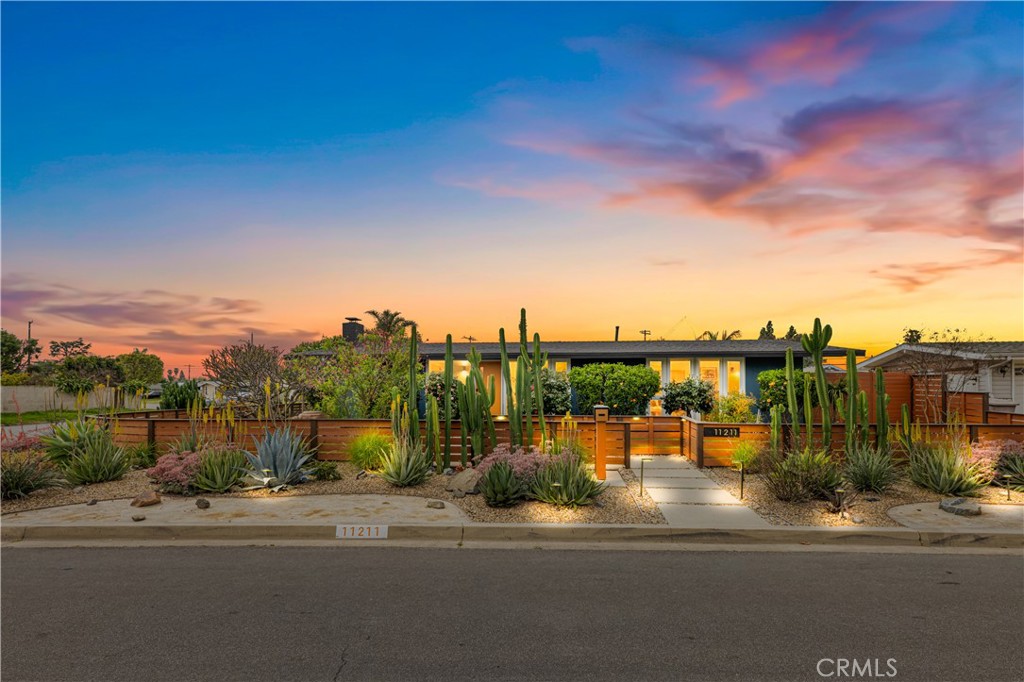 11211 Gardenaire Ln
