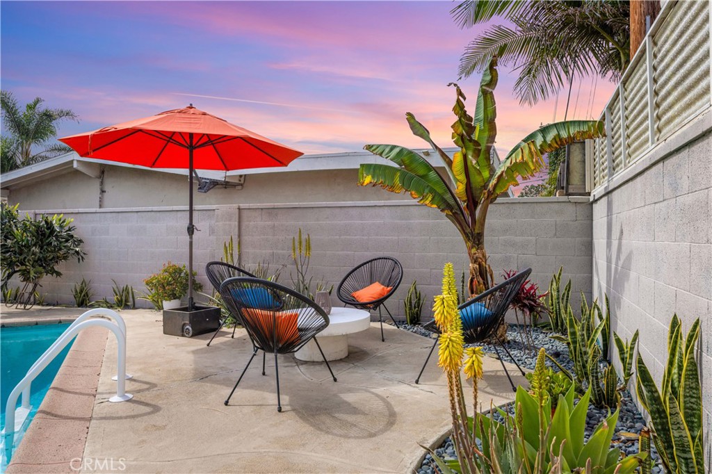 11211 Gardenaire Ln