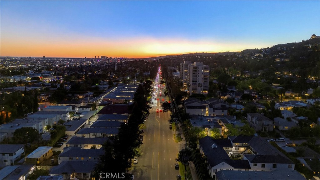 4301 Los Feliz 12