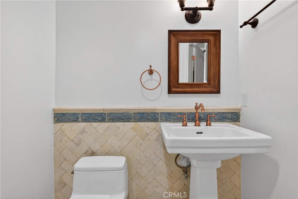 4301 Los Feliz 12