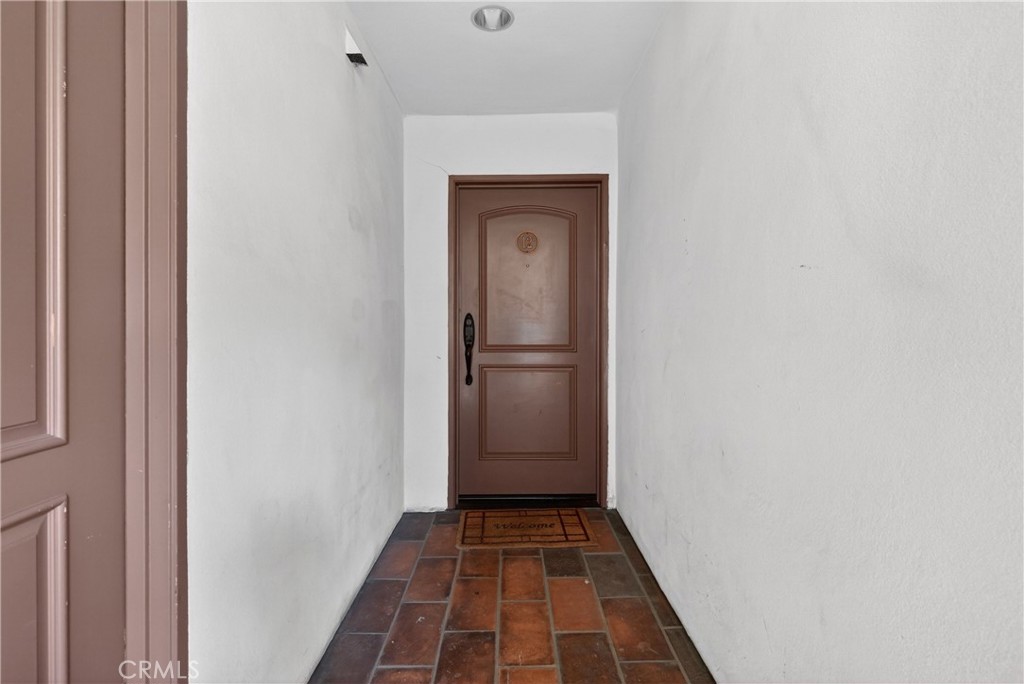 4301 Los Feliz 12