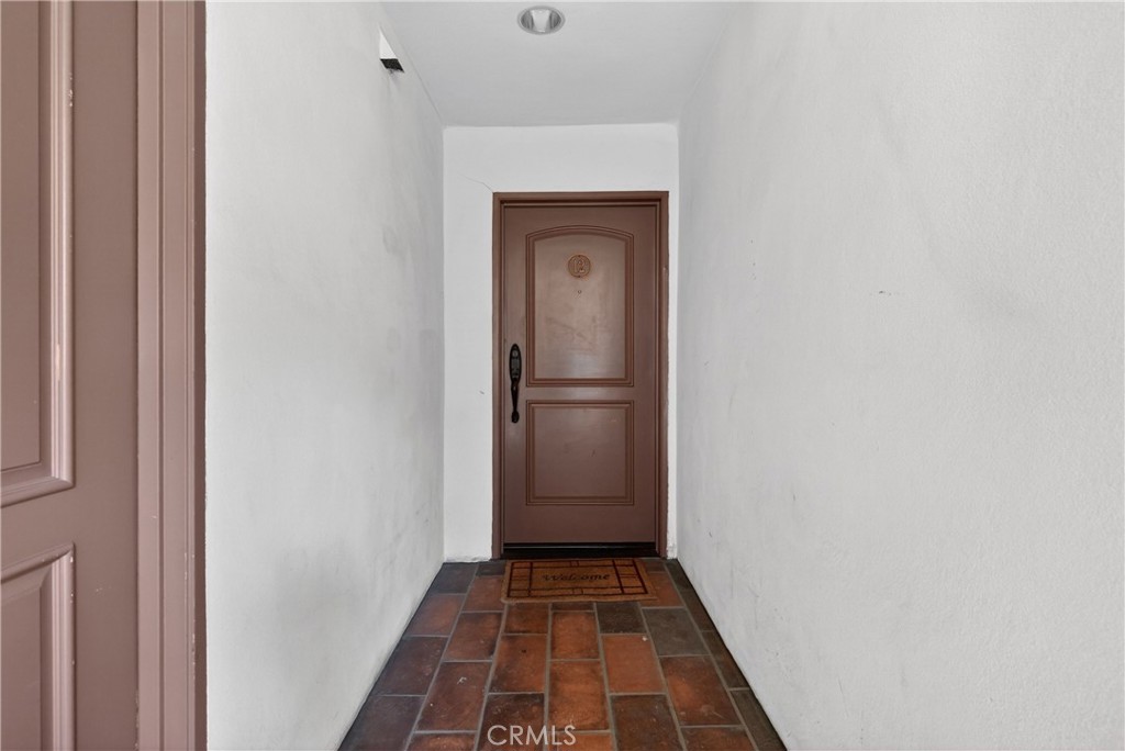 4301 Los Feliz 12
