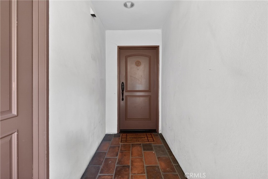 4301 Los Feliz 12