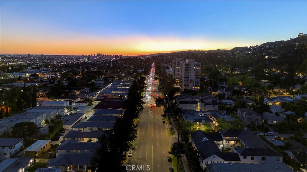 4301 Los Feliz 12