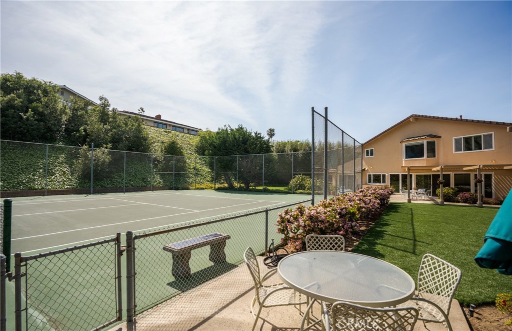 3625 Catamaran Drive